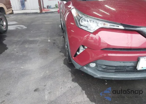 2018 Toyota C-Hr Xle Premium z USA, uszkodzony, nr VIN NMTKHMBX7JR037076